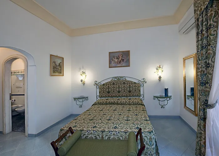 Royal Prisco Hotel 3*